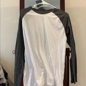 Men’s baseball tee